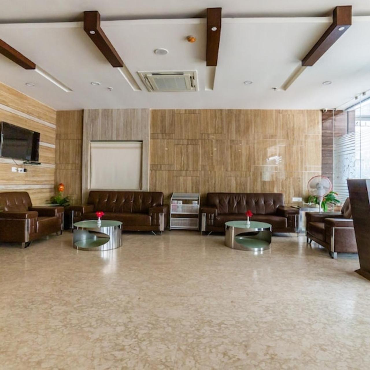 Hotel Svm Grand Medipally Hyderabad Eksteriør bilde
